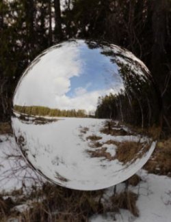 Frozen Lakes: 16K HDRI's